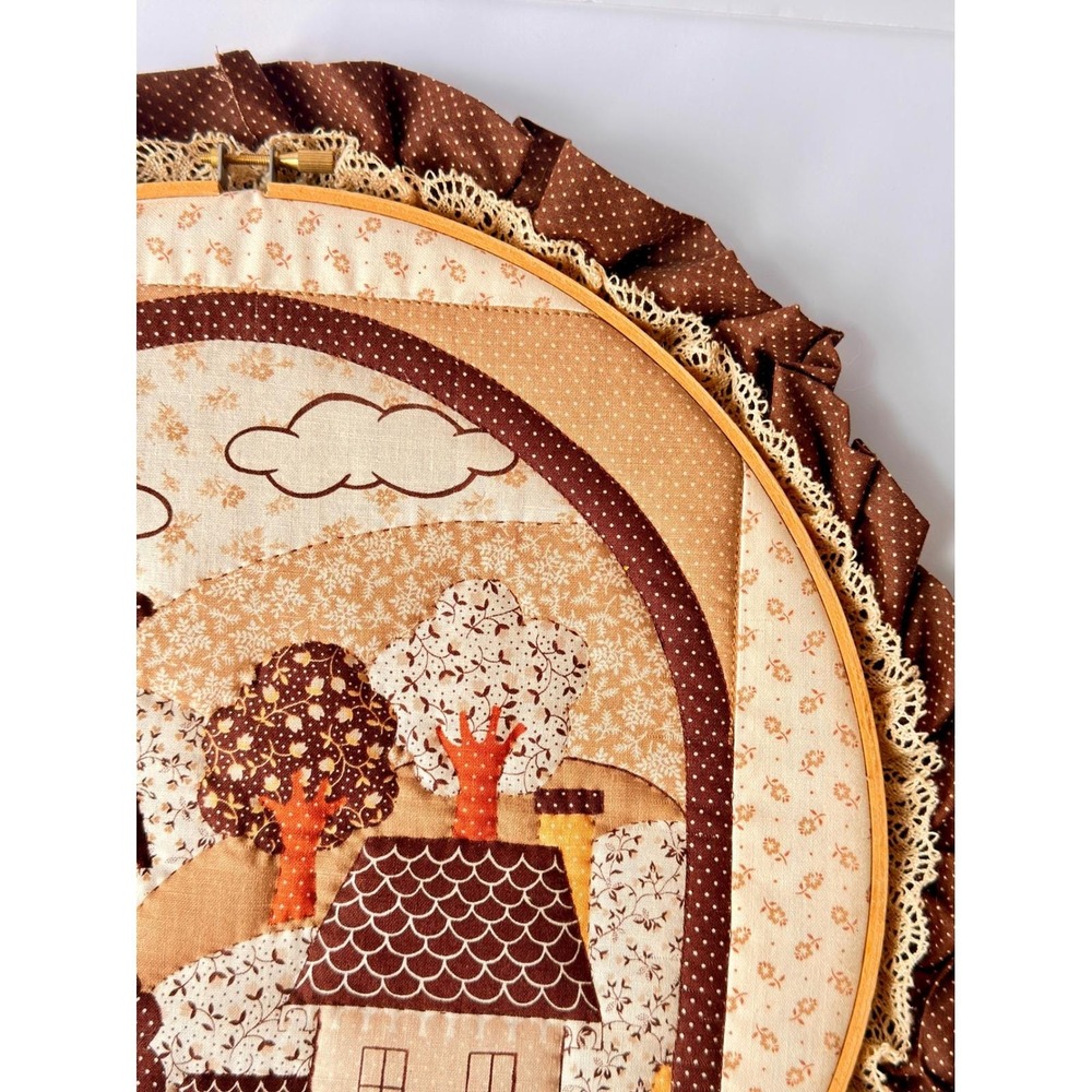 Vintage Handmade Fabric Applique Village Landscape Hoop Wall Art Ruffle 12in - Picture 10 of 11